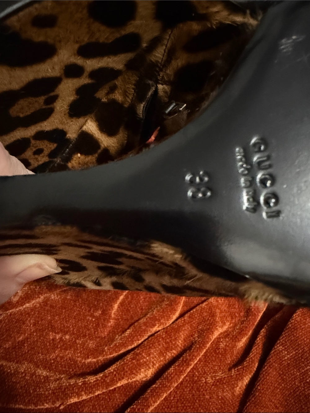 Gucci | Leopard Print Wedge Ankle Boots in Black and Brown Calf Hair | 38 - Picture 12 of 12